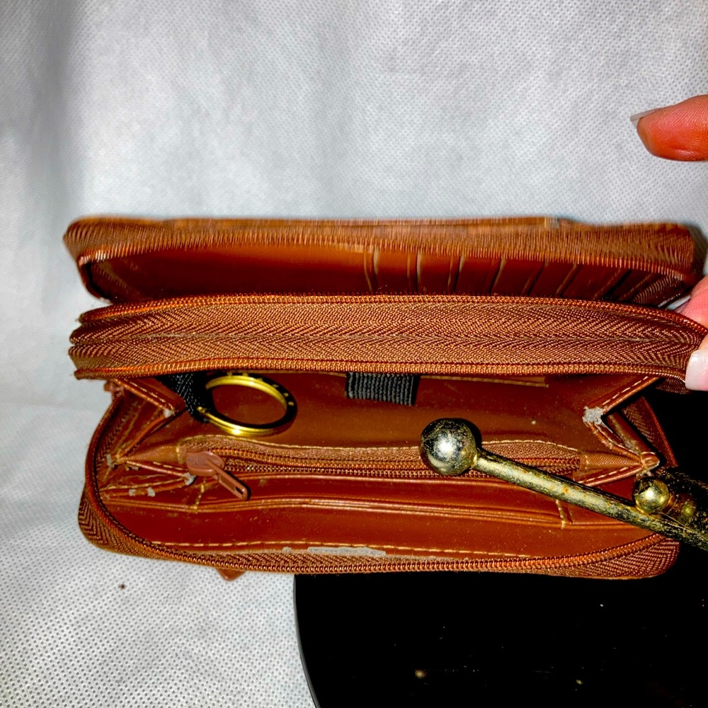 Wallet (Buxton)